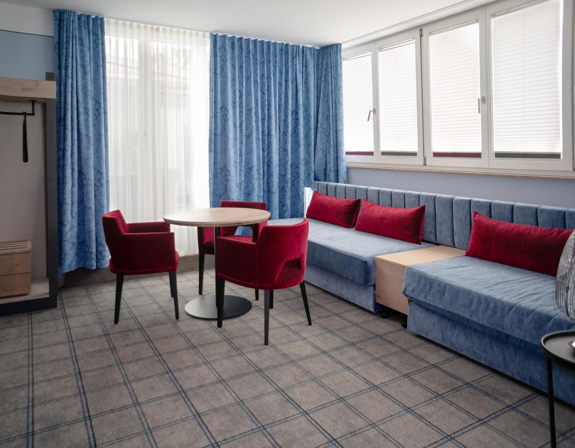 Hotel Koenig Ludwig II 가르힝 바이 뮌헨 외부 사진
