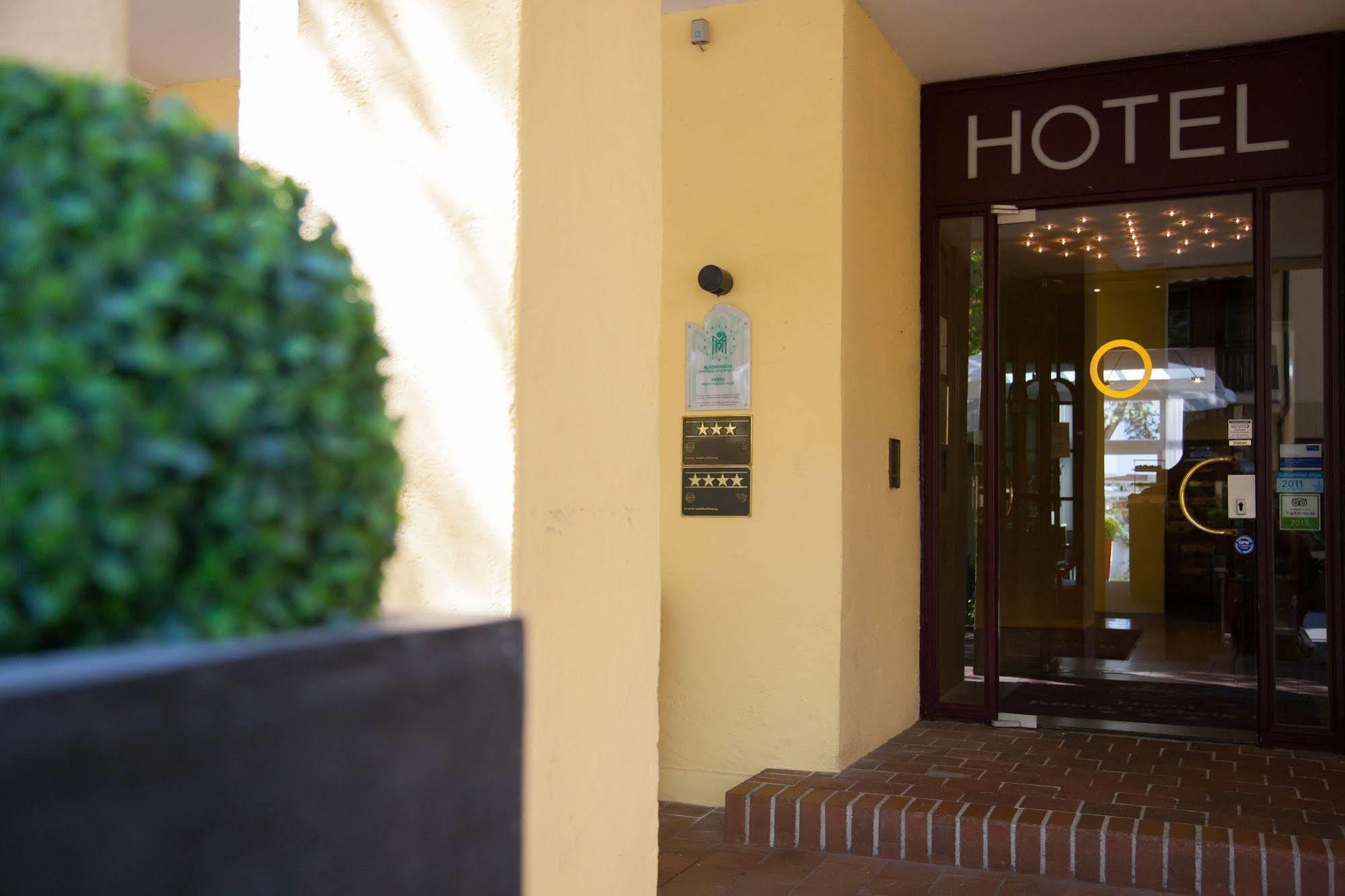 Hotel Koenig Ludwig II 가르힝 바이 뮌헨 외부 사진